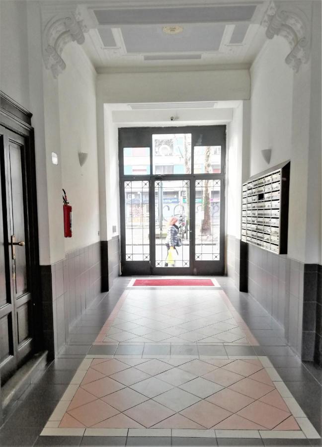 Al 32 Apartment Milan Exterior photo